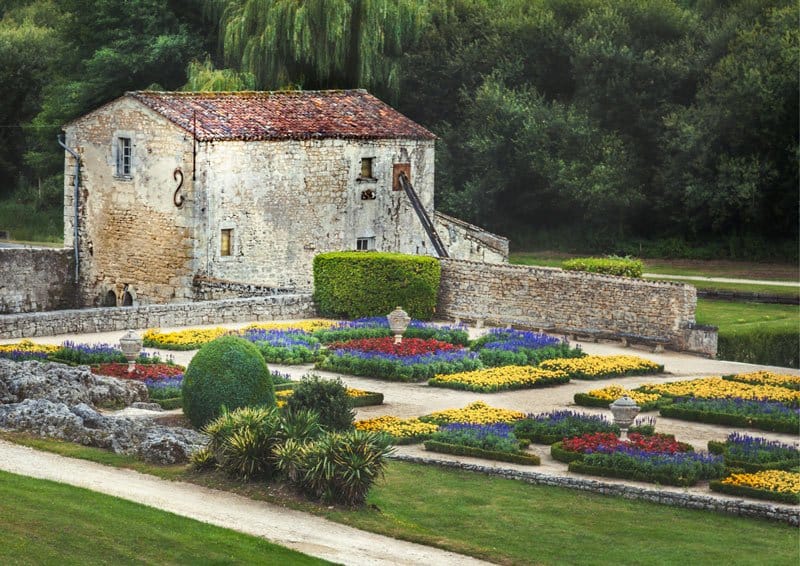 french-country-garden2